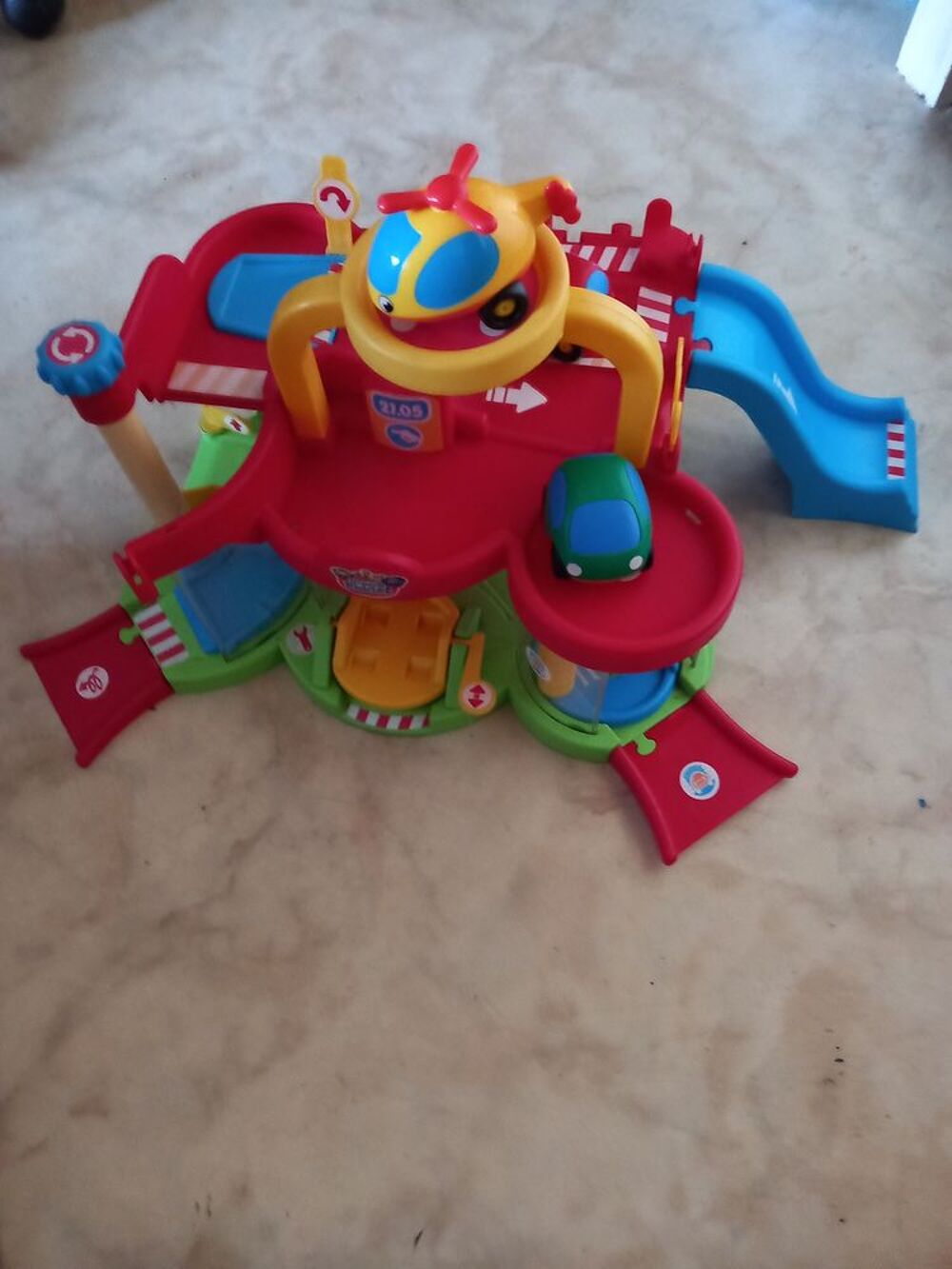 MON PREMIER GARAGE Jeux / jouets
