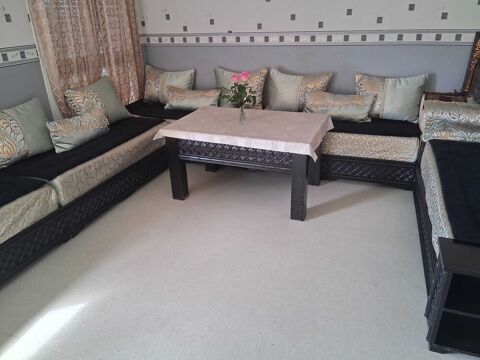 salon marocain 3 sedari avec bois,matelas cousinss couleur pistache a seulement 520€ Montauban (82)
