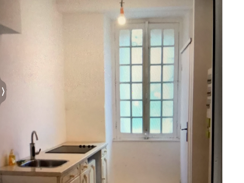   Grand 2 pieces atypique avec vue  Appartement - 2 pi�ce(s) - 50 m�