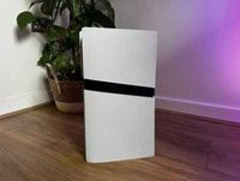   PS5 PRO en . Etat neuf 