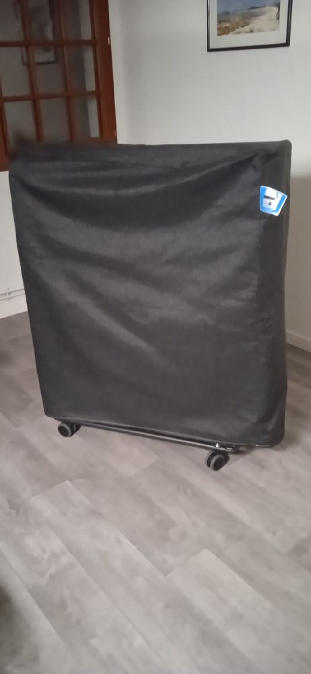 Lit pliant avec matelas et roulettes Meubles