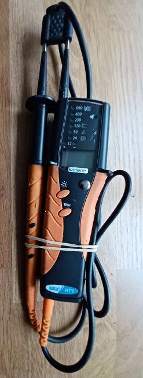 HT Instruments HT9
D�tecteur de tension num�rique 75 Laruscade (33)