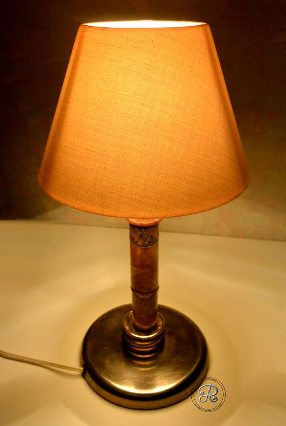 Lampe mauve Dcoration