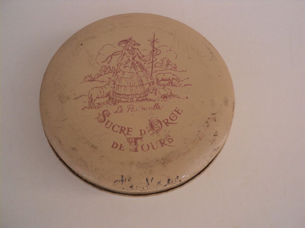Boite Publicitaire Sucre d'Orge de Tours " La Pastourelle " 