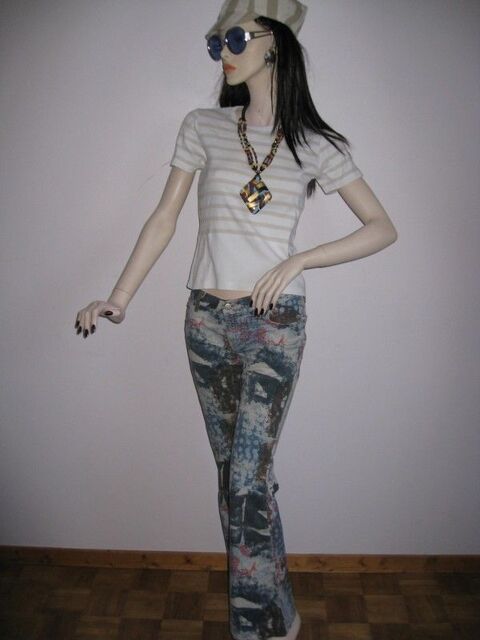 D�guisement ann�e 1970 18 Villeneuve-Saint-Georges (94)