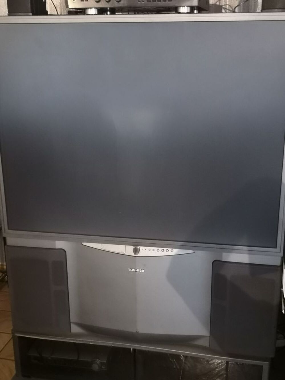 t&eacute;l&eacute;viseur Toshiba r&eacute;troprojecteur Audio et hifi