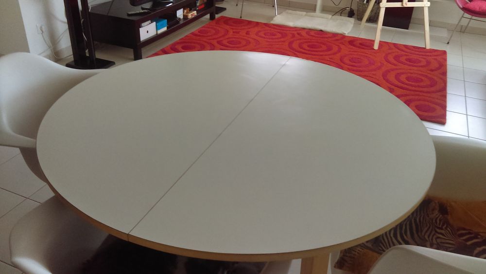 Table ronde blanche Meubles