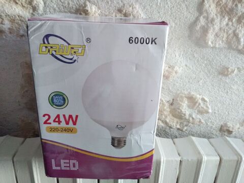 Très belles Lampes boules décoratives à LED  24W 12 Blaye (33)