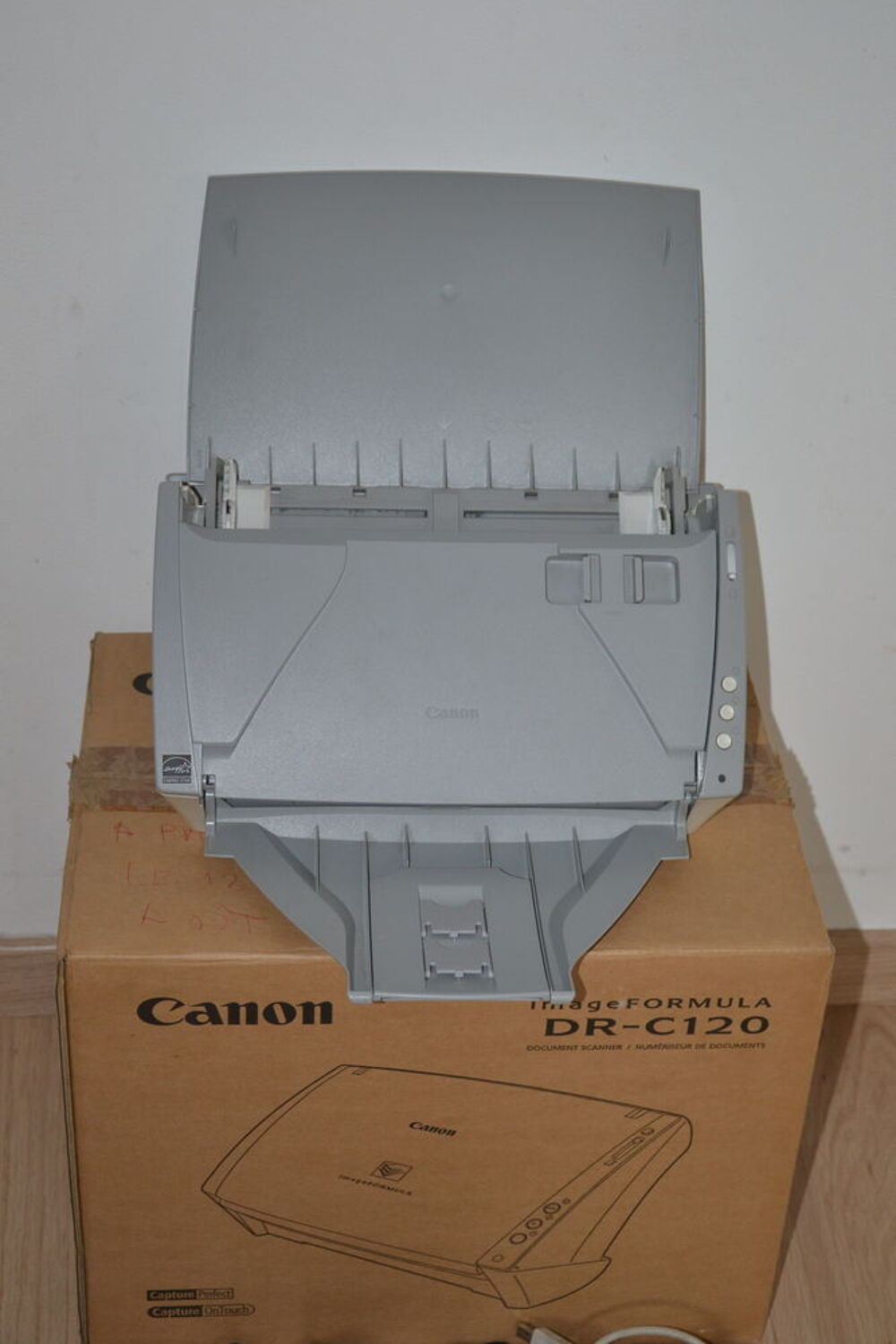 Scanner DR-C120 *Canon*
Matériel informatique