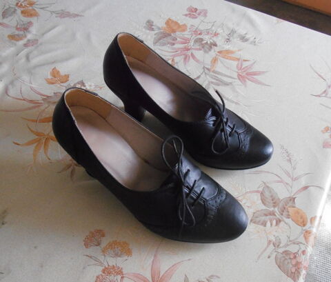 Chaussure haute noire Arian taille 39 NEUVE 25 Aubin (12)