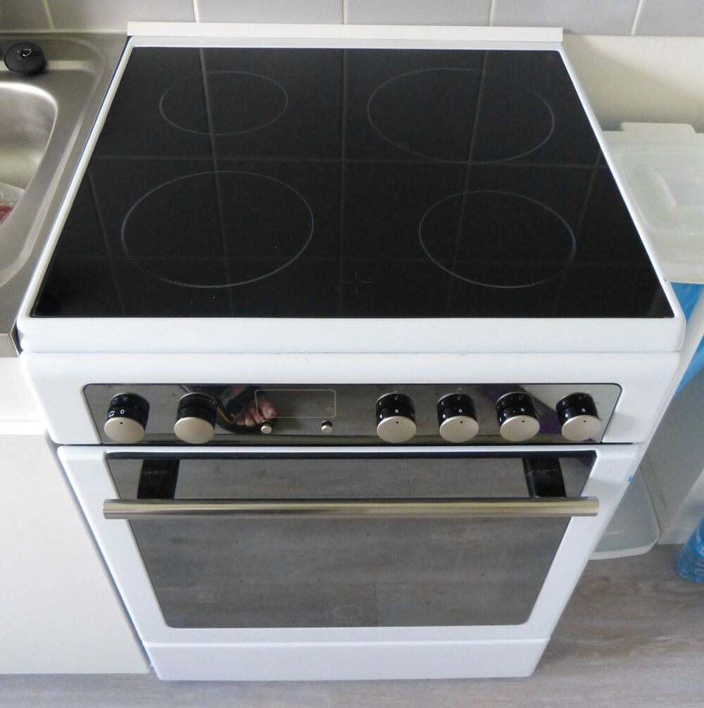 cuisiniere vitroceramique Electroménager