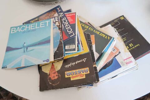 VINYLES 45 TOURS Bègles (33)