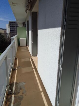  Appartement à louer 3 pièces 66 m² Saint-Étienne