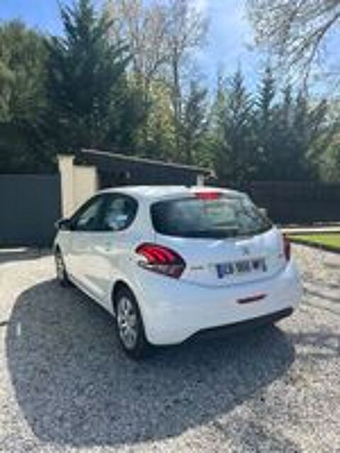 208 1.6 BlueHDi 75ch BVM5 Active 2016 occasion 33990 Naujac-sur-Mer