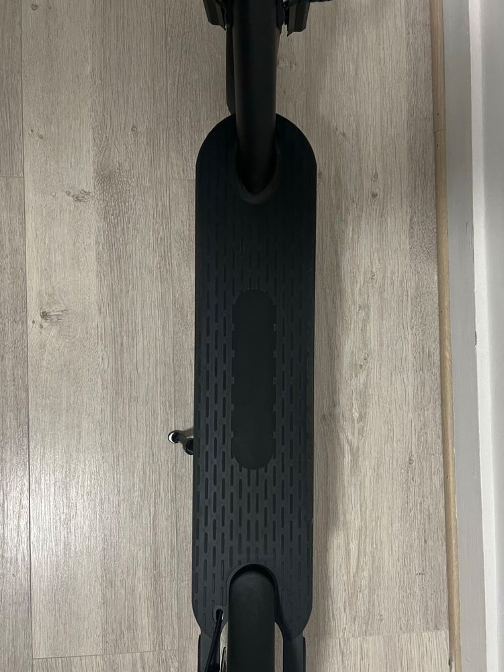 Trottinette &eacute;lectrique Leawin e5pro V�los