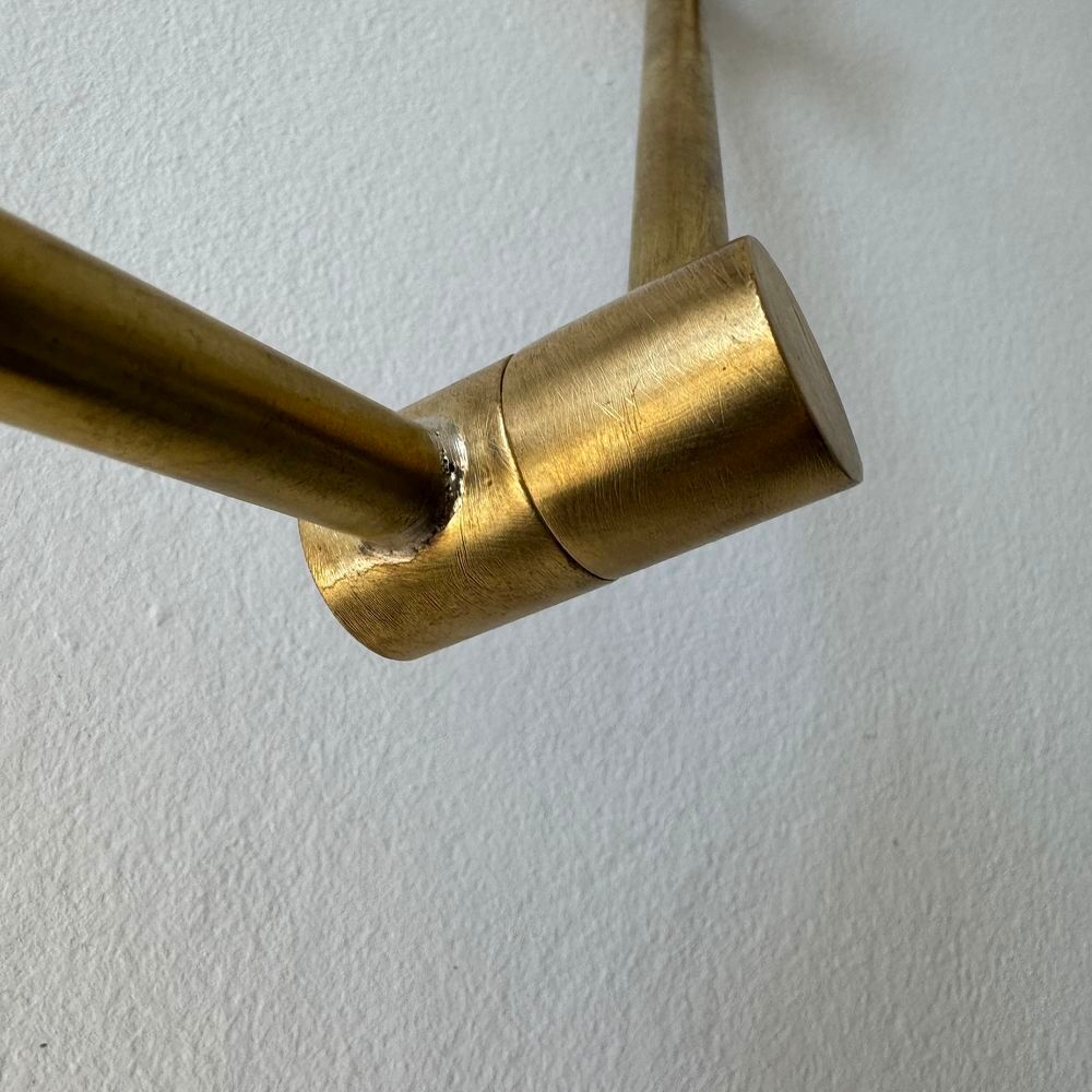 ANCIENNE LAMPE POTENCE LAITON &amp; OPALINE VINTAGE
D�coration