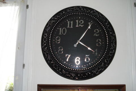 grande pendule mural Lille (59)