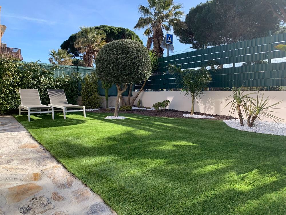   HYERES PLAGE T2  DE 50 M² AVEC TERRASSE ET JARDIN PRIVATIF Provence-Alpes-Côte d'Azur, Hyères (83400)