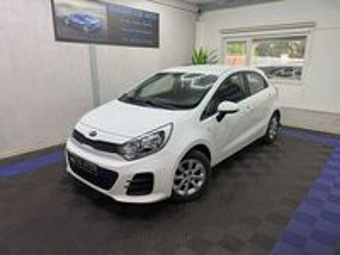 Rio 1.1 CRDi 75 Motion 2016 occasion 69120 Vaulx-en-Velin