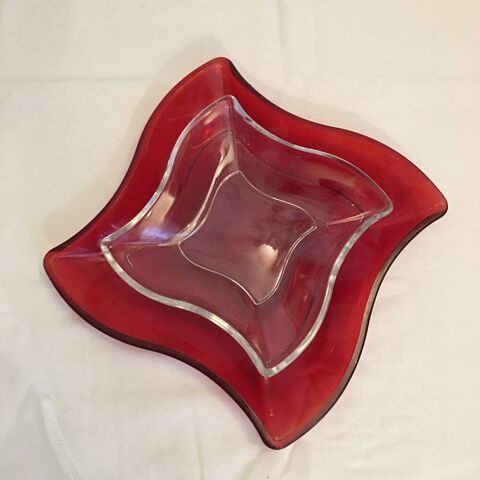 Deux coupelles en verre Villeroy et Boch vintage transparente et rouge 30 Ermont (95)