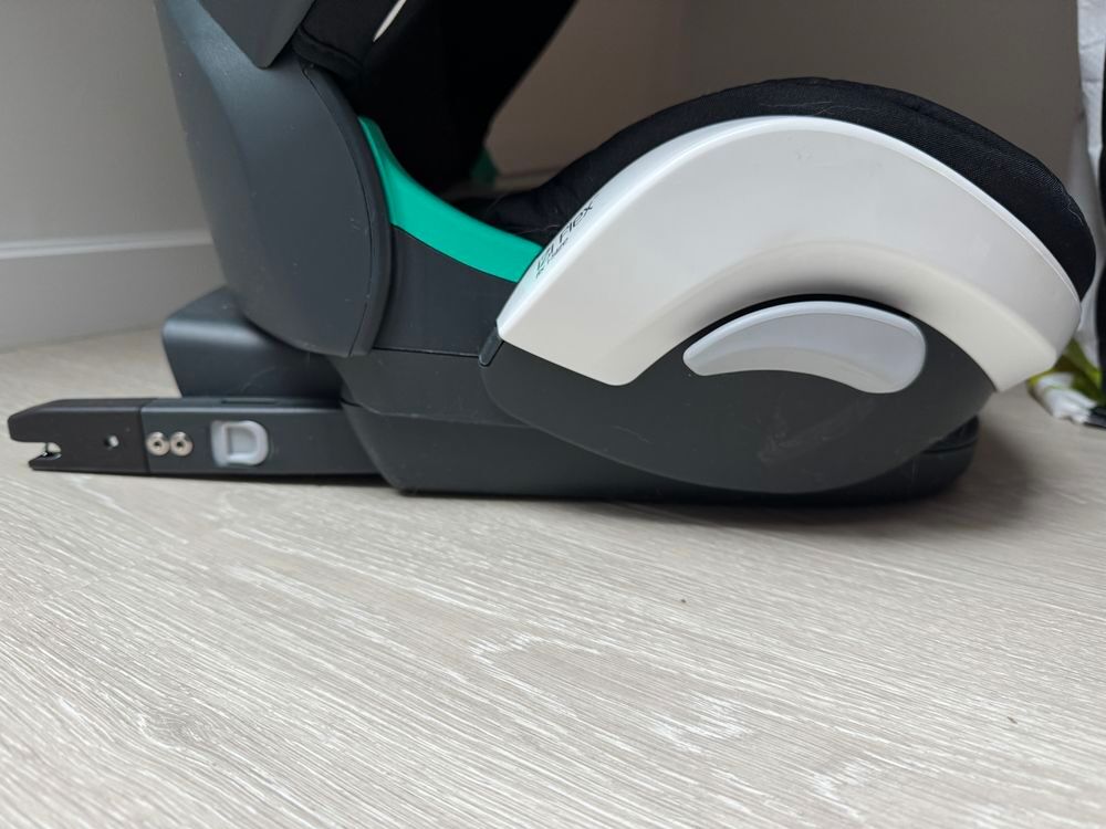 Si&egrave;ge auto BeSafe iZi Flex Fix i-Size Puriculture