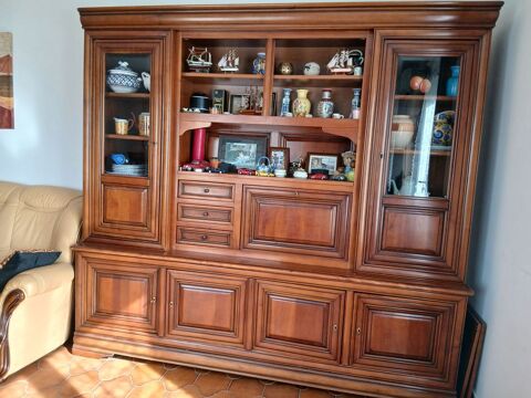 Living en merissier massif (Crozatier)
350 B�ziers (34)