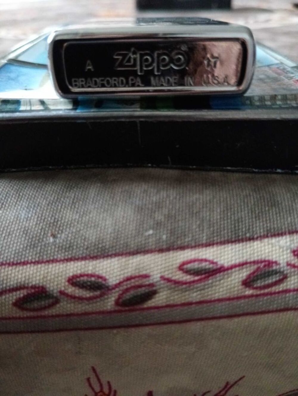 Zippo 2010 Bijoux et montres