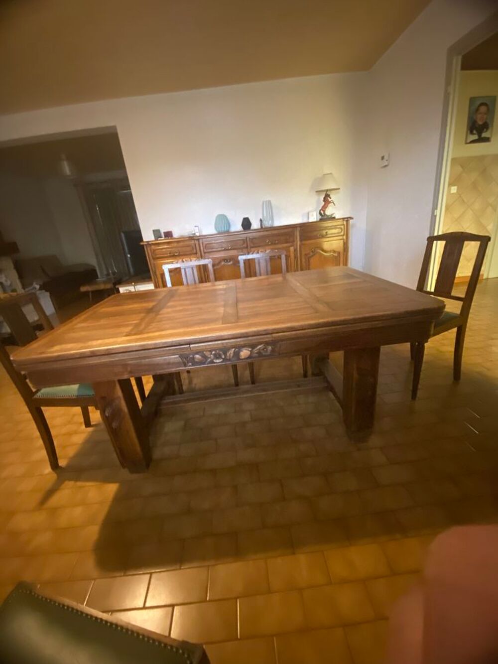Table en bois de noyer Meubles