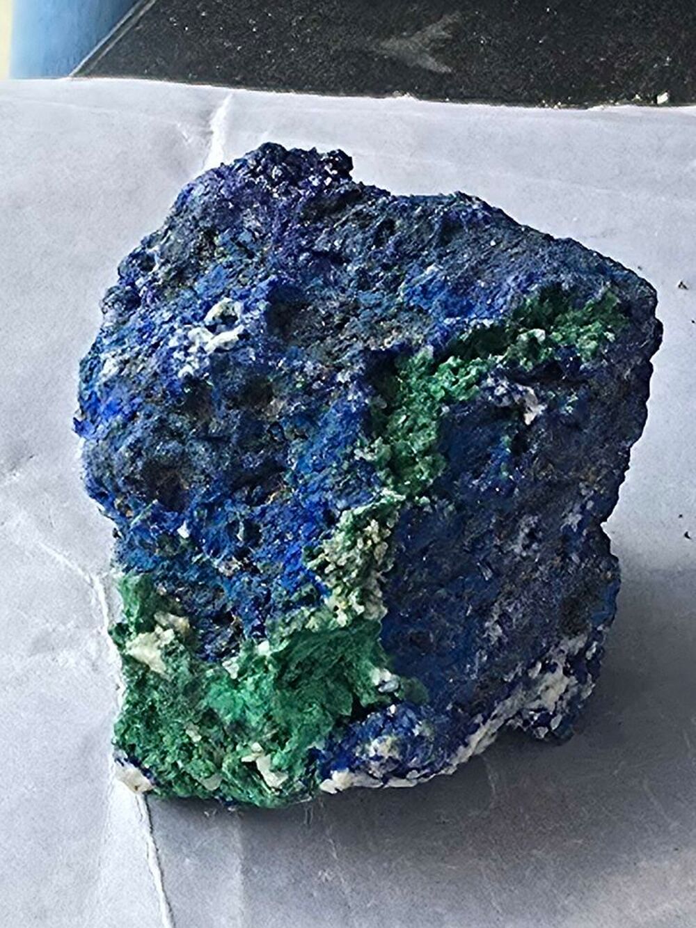 Superbe Min&eacute;ral Azurite Bleu Intense, Malachite Fibreuse &amp; Quartz-Katanga(RDC)-97g 