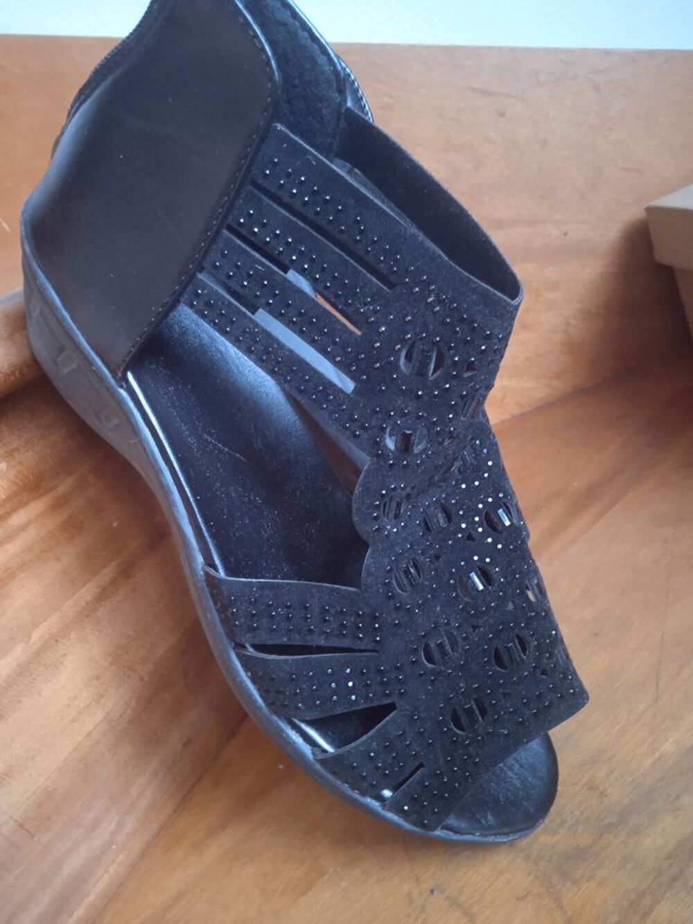 vent doudoune taille XL plus chaussure neuve Vêtements