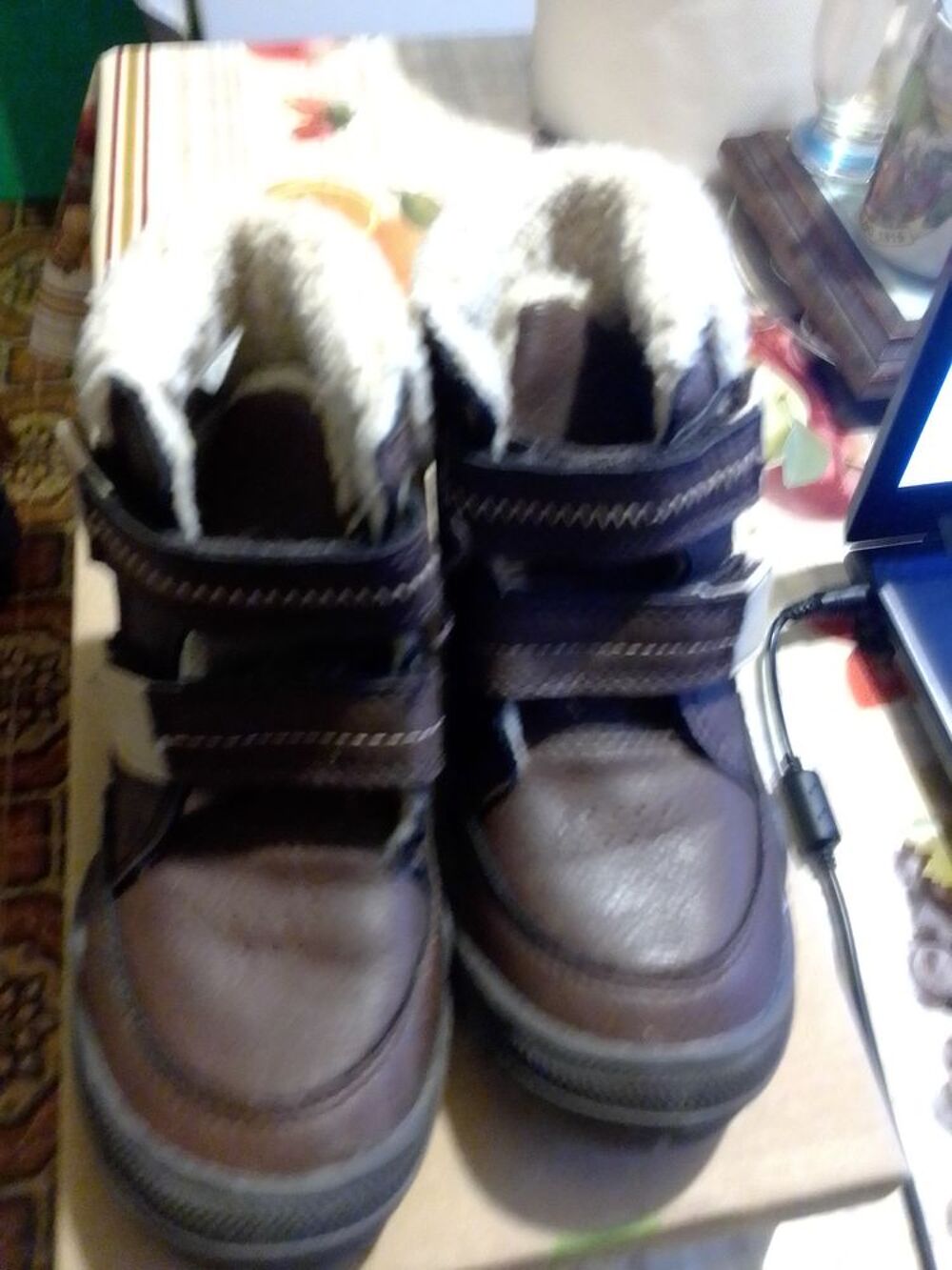 deux paires chaussures enfants peu servi Chaussures