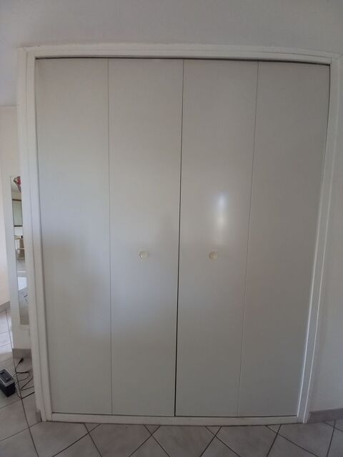 Portes placards muraux pliantes blanches en m�tal SANS rails 50 Roussillon (38)