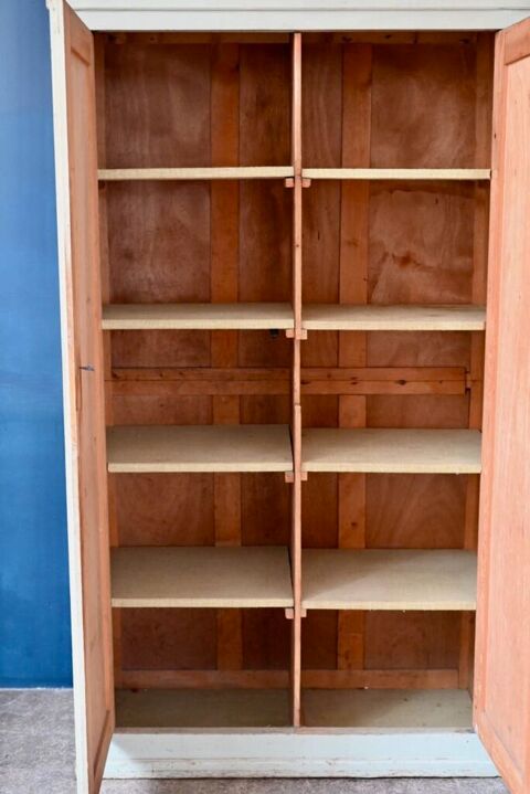 Armoire ancienne patin�e gris vert ou penderie garderobe 560 Wintzenheim (68)