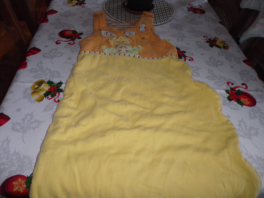 2 gigoteuses b&eacute;b&eacute; Vêtements enfants