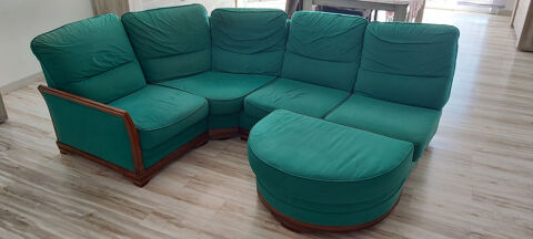 Canap� d'angle bon �tat non convertible vert 100 Saint-Thib�ry (34)