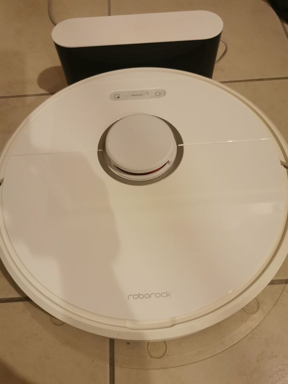 Robot Aspirateur laveur Electrom�nager