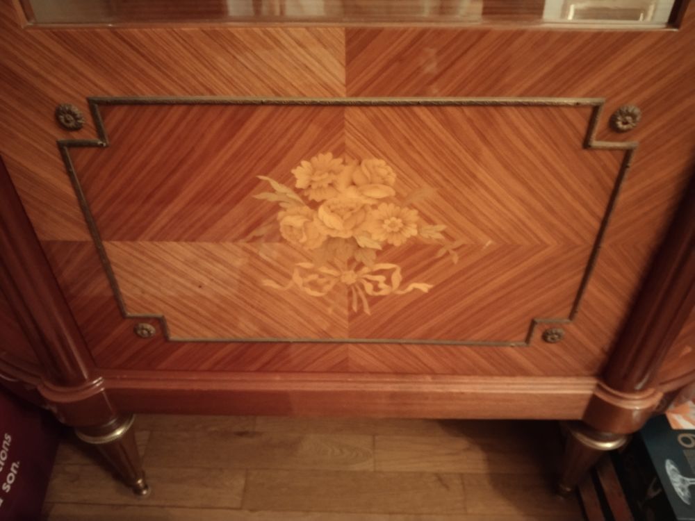 VAISSELIER Meubles