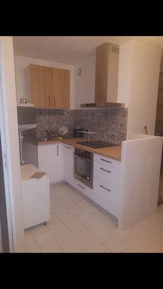  Appartement  louer 2 pices 38 m Marseille