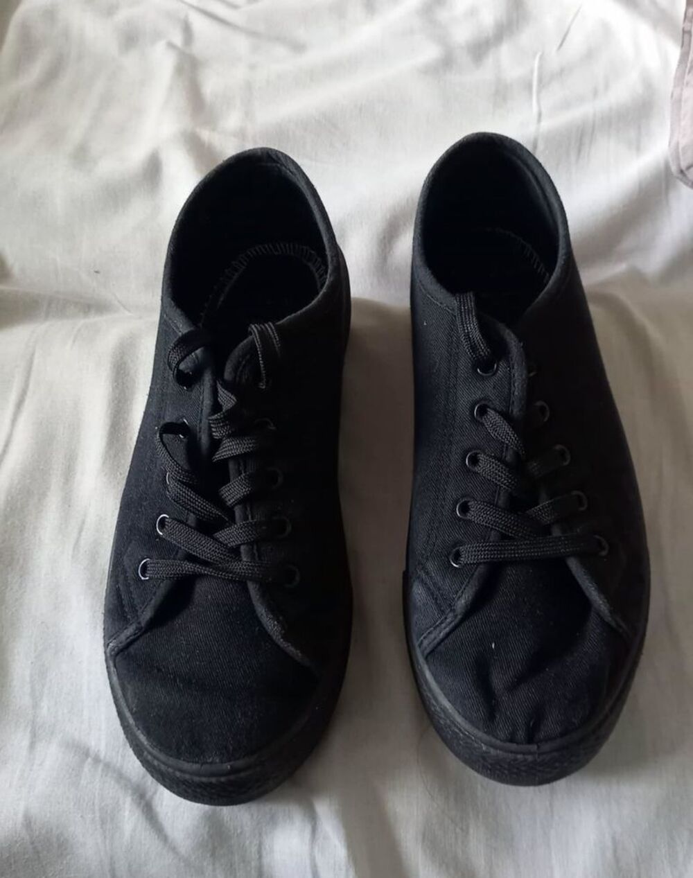 Chaussure femme &agrave; talon.39 pour et 37 peu utilis Chaussures