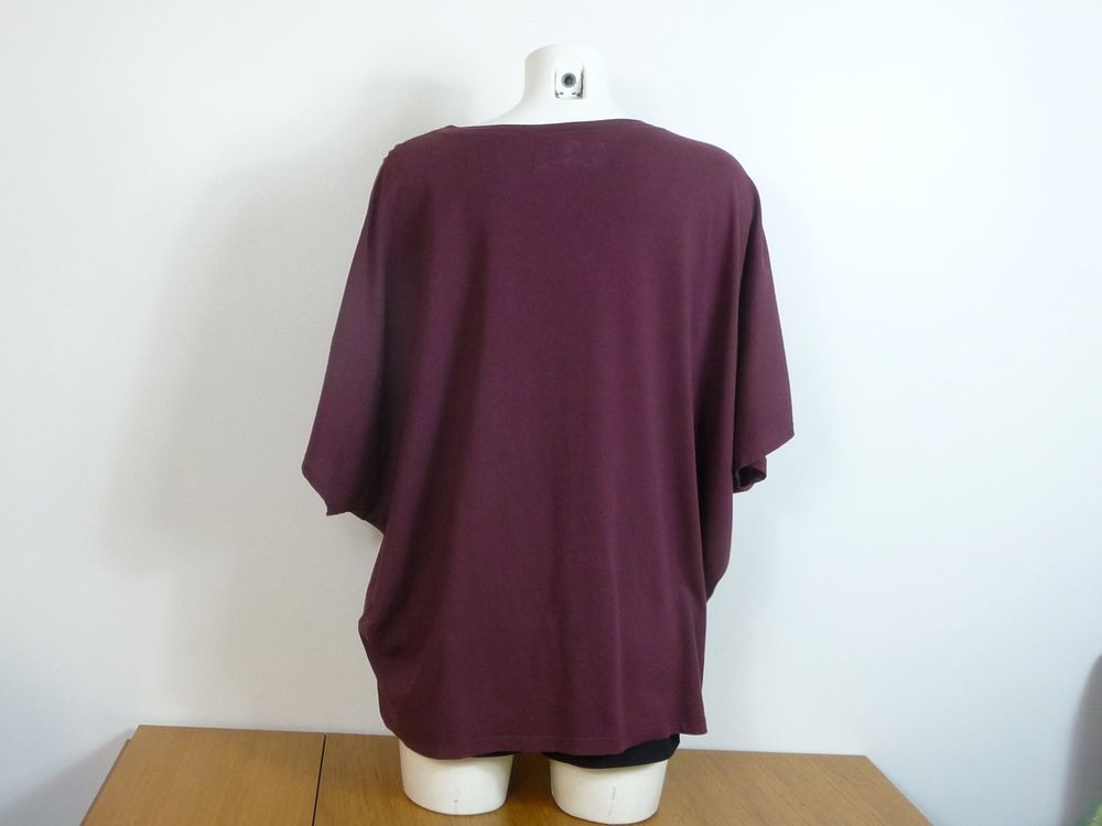 Tee Shirt / Tunique 100% Coton Rouge Bordeaux- Departement 5 Vêtements