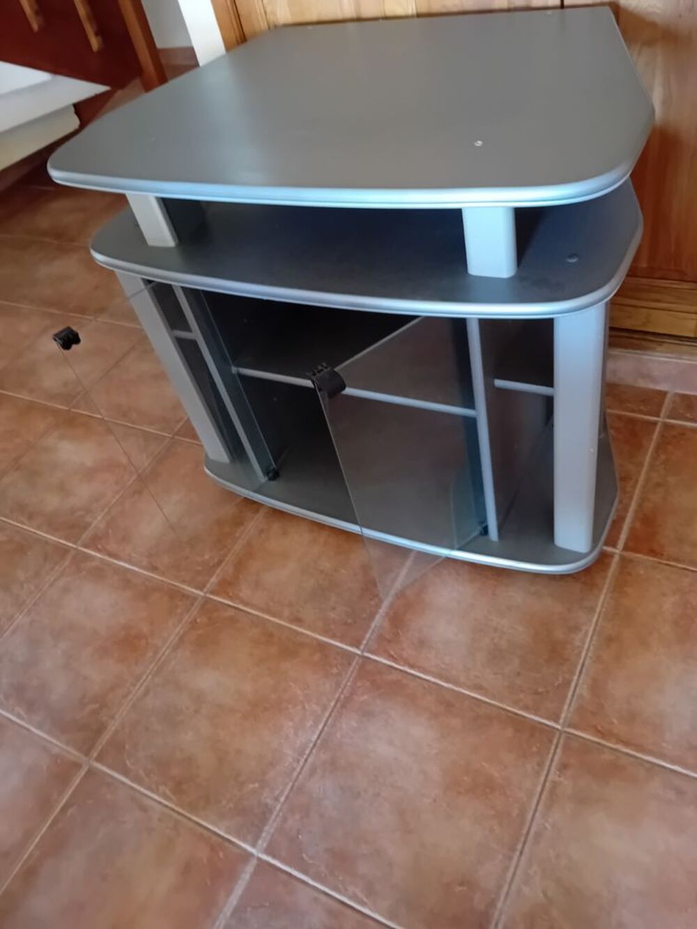 meubles t&eacute;l&eacute; argent&eacute; 50€ Meubles