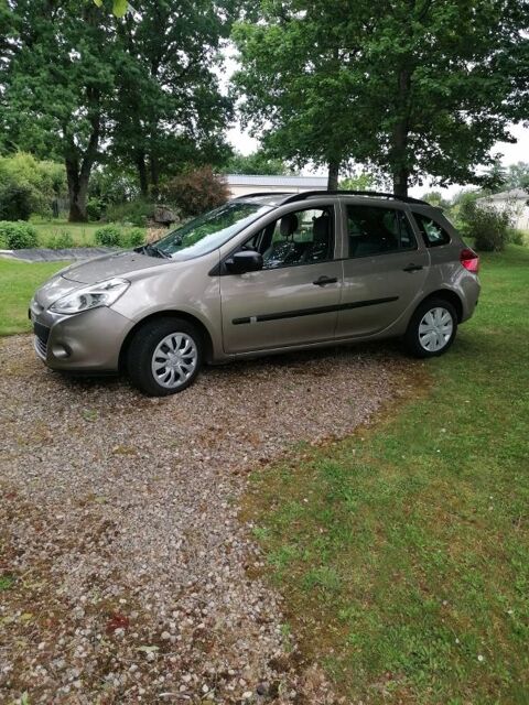Renault clio iii estate Clio Estate III dCi 70 115g eco2 Authent