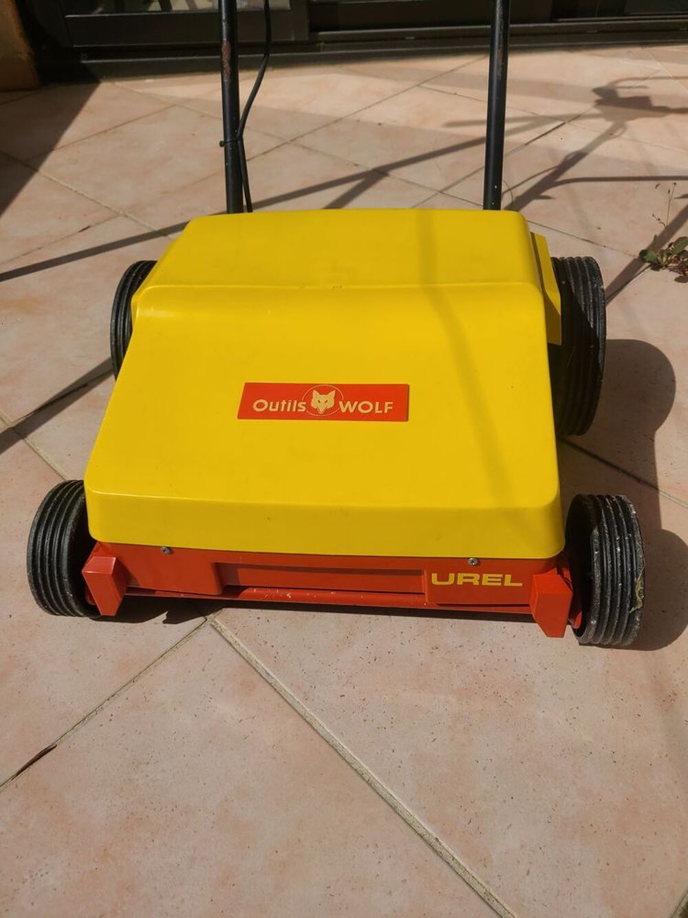 SCARIFICATEUR ELECTRIQUE WOLF UREL Jardin