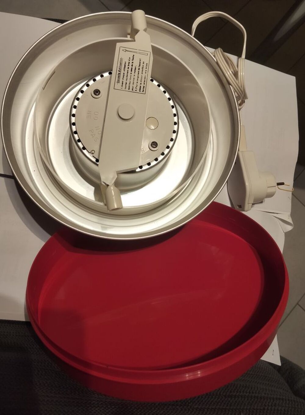 Sorbeti&egrave;re &eacute;lectrique SEB rouge type 321 Electromnager
