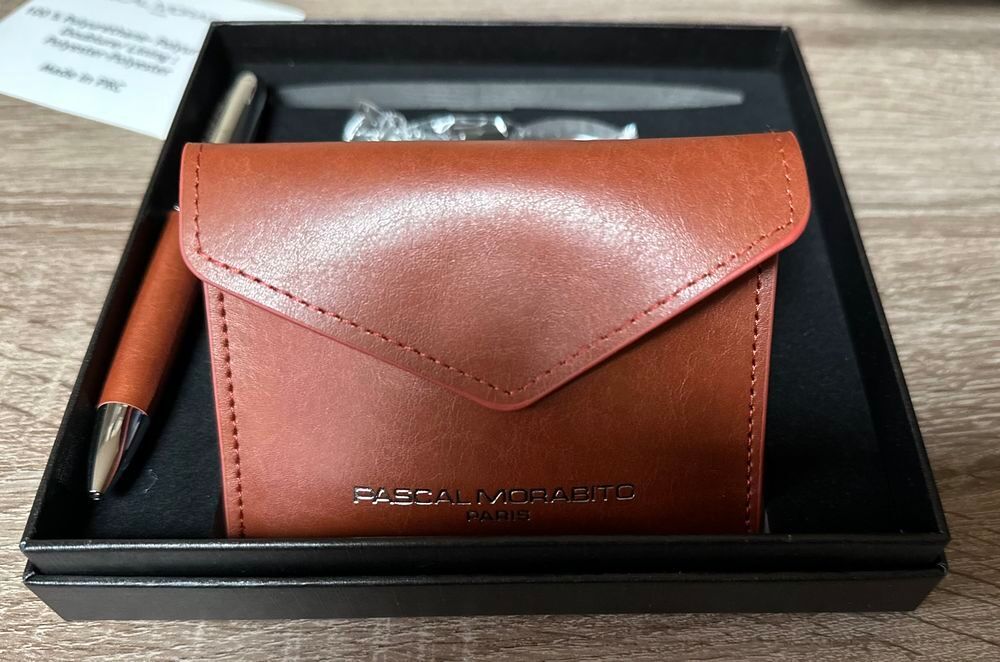 Coffret porte monnaie 3 pi&egrave;ces Femme valeur 109€ Maroquinerie