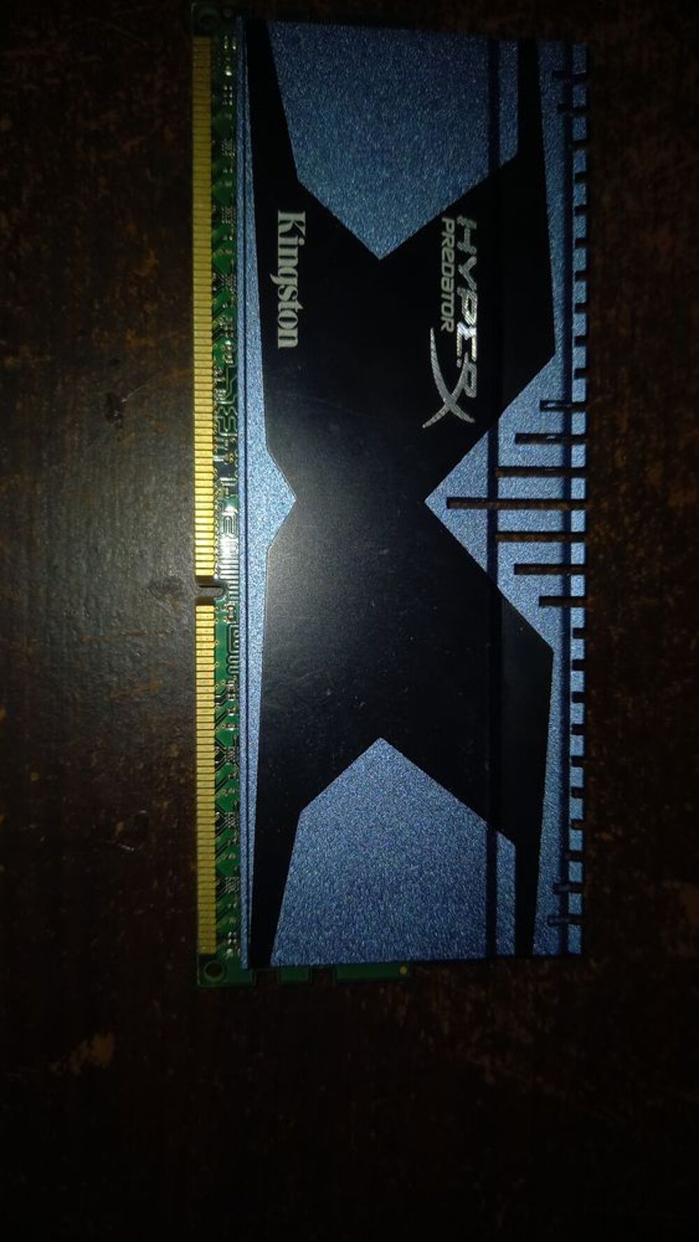 M&eacute;moire ram 2x4go total 8go ,HYPER X, kingston predator 1886 Matériel informatique