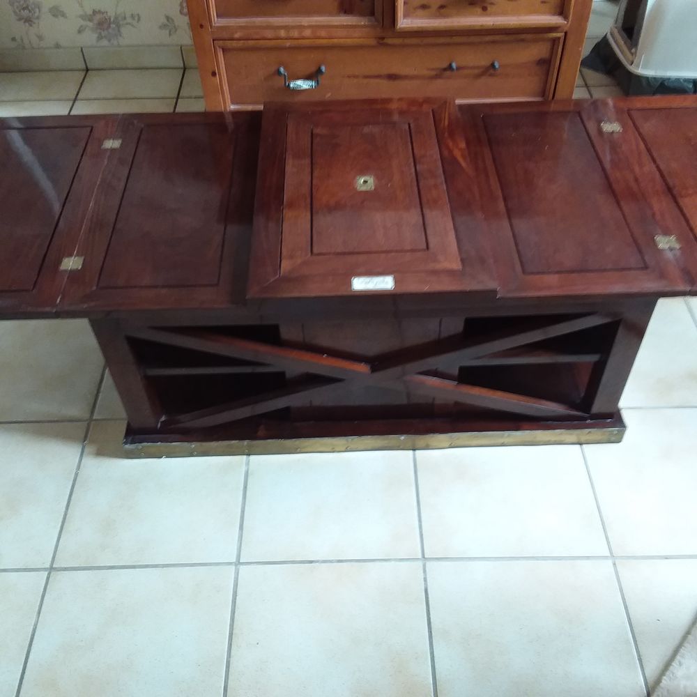 Table Basse Palissandre Massif et Laiton Style Pub de Marine Meubles