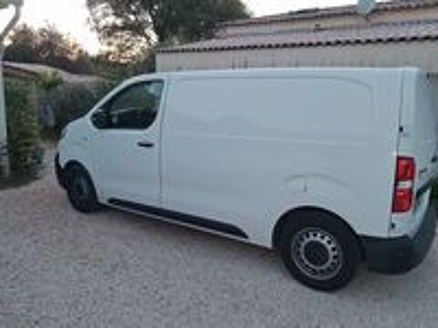 Jumpy JUMPY CAB APPROFONDIE M BLUEHDI 120 BVM6 DRIVER 300 NM 2021 occasion 30700 Arpaillargues-et-Aureillac