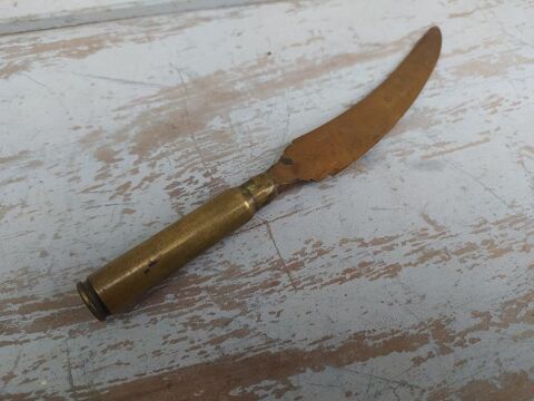 Coupe Papier Objets de Tranch�e Poilu Verdun 14-18
20 Loches (37)