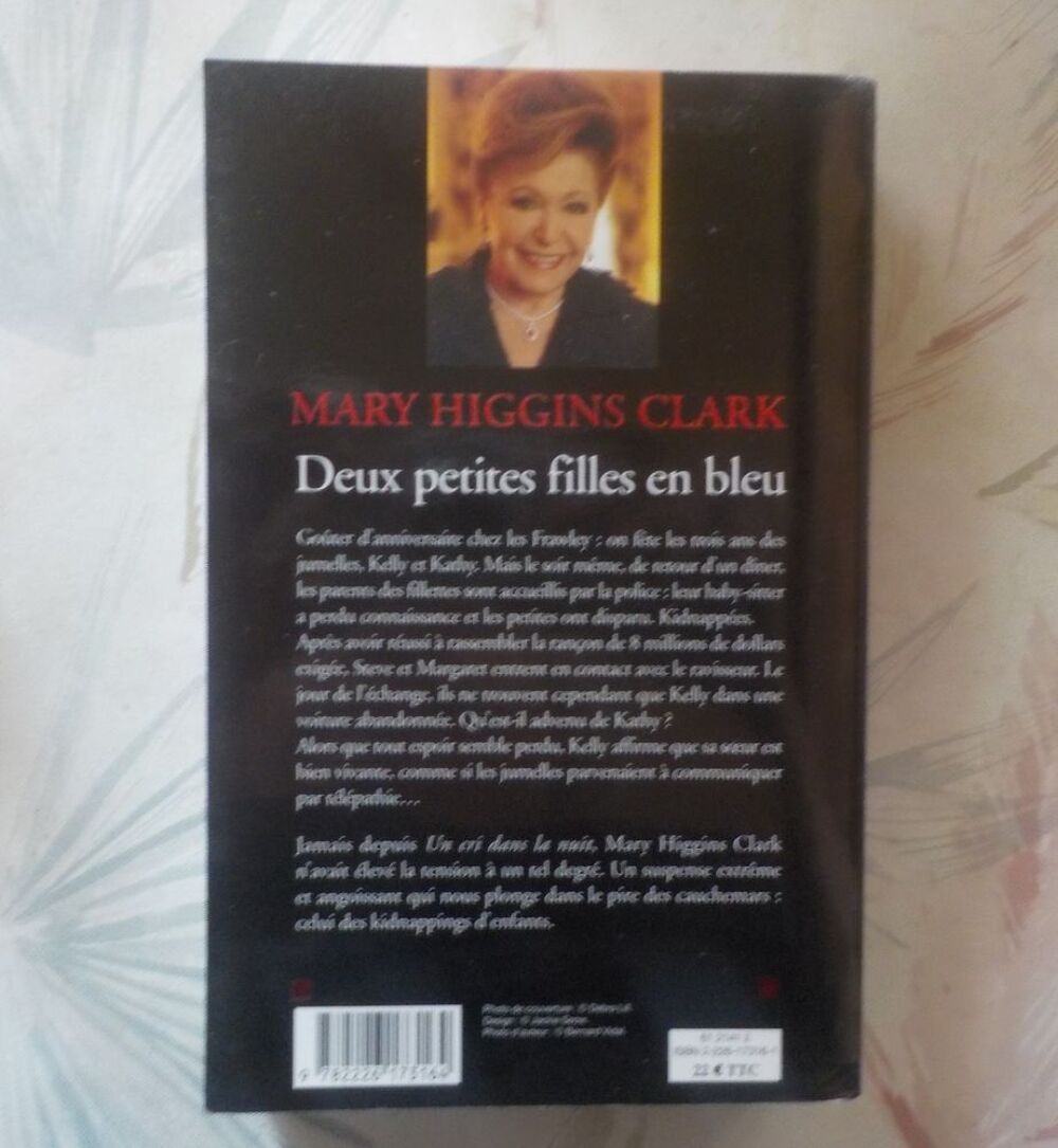 DEUX PETITES FILLES EN BLEU de Mary HIGGINS CLARK Livres et BD